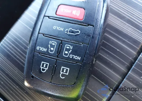 2023 Toyota Sienna Platinum z USA, uszkodzony, nr VIN 5TDESKFC0PS090125